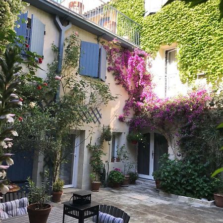 Le Grand Rouget Apartment Beaucaire  Exterior photo